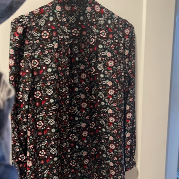 Loft Floral Button Blouse Top - Picture 6 of 6